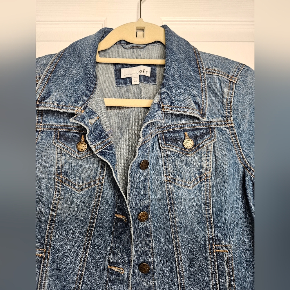Loft Women's Jean Jacket small Size - Picture 6 of 16
